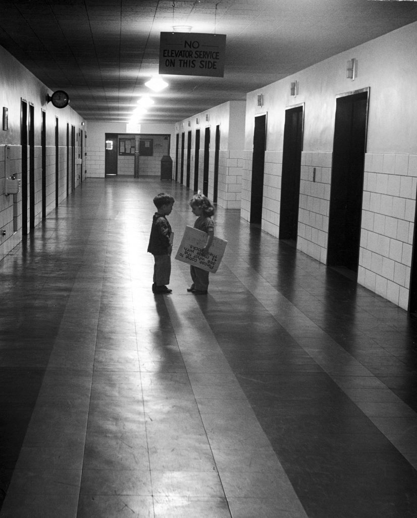 Photo from a public "genius school" for 3-to-11-year-olds at New York's Hunter College, 1948.